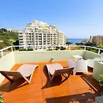 St Julians Seaviews Hilltop House *