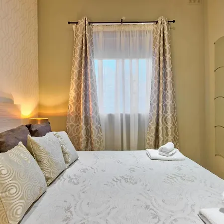 شقة St Julians Seaviews Hilltop House سانت جوليان