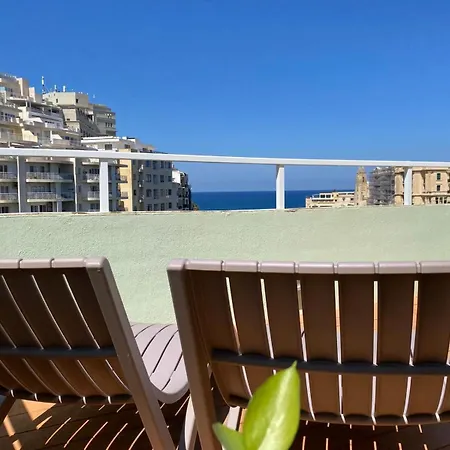 St Julians Seaviews Hilltop House *