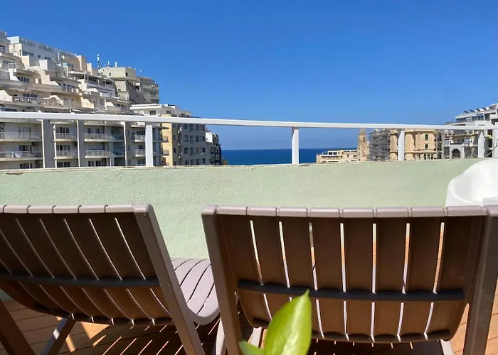 St Julians Seaviews Hilltop House *