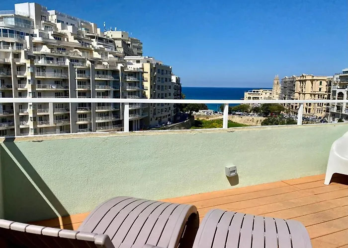 St Julians Seaviews Hilltop House San Julián