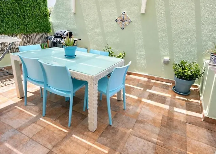 St Julians Seaviews Hilltop House * San Julián