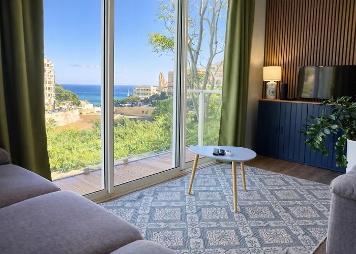 St Julians Seaviews Hilltop House San Julián