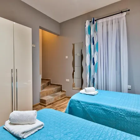 St Julians Seaviews Hilltop House