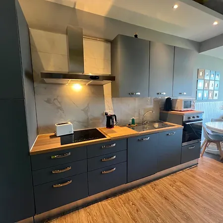 St Julians Seaviews Hilltop House *