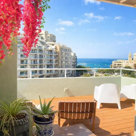 St Julians Seaviews Hilltop House سانت جوليان